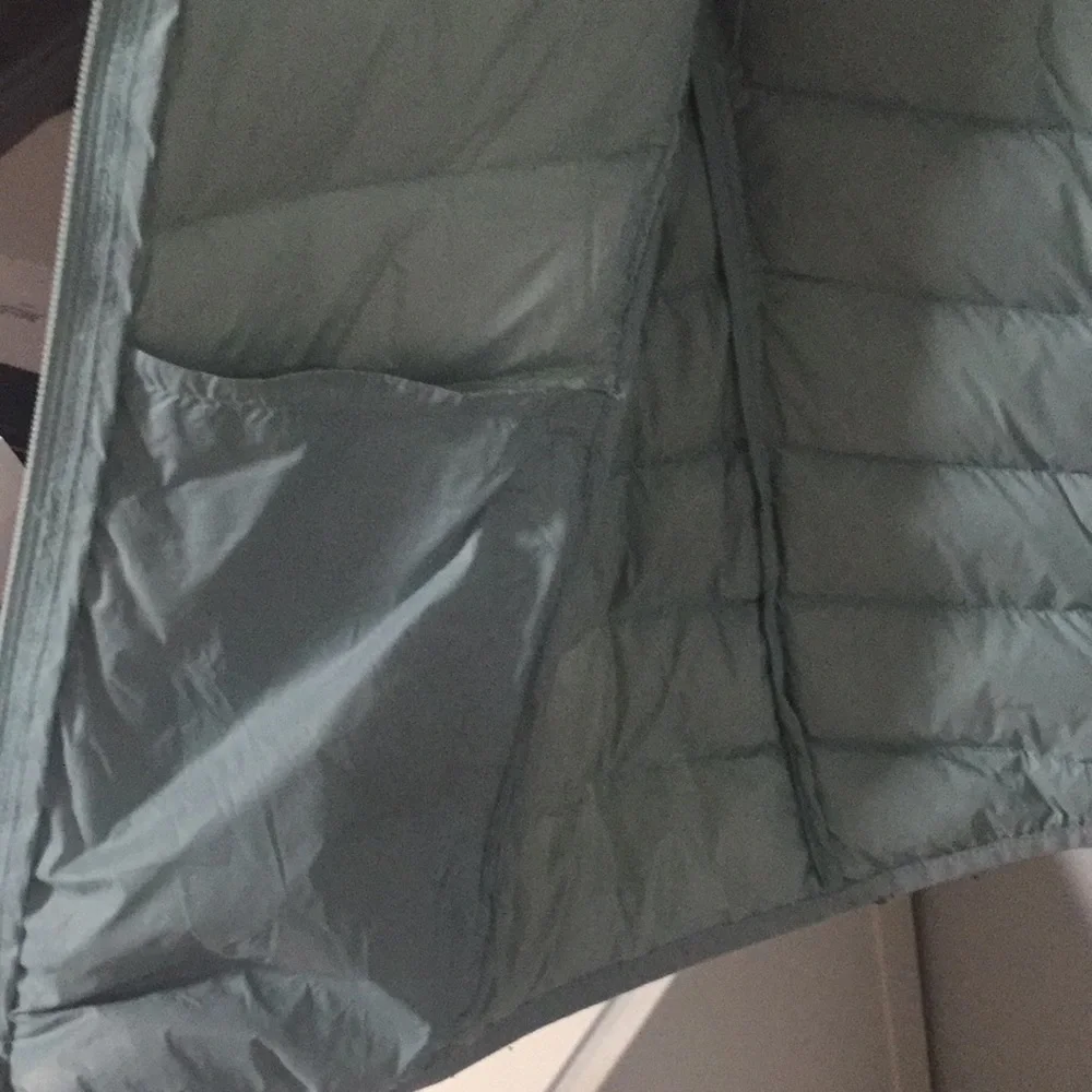 Warm light puffer jacket - Picture 7 of 12